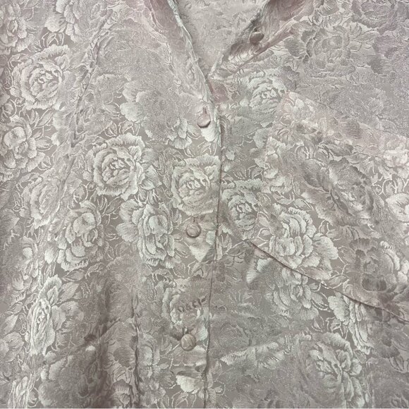 at once shiny blouse roses floral button up tshirt light weight baby pink cute - Picture 3 of 7